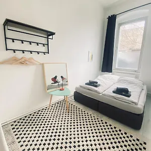  Apartment Gemuetliche 2-zimmer Mit Kleinen Bad Deutschland